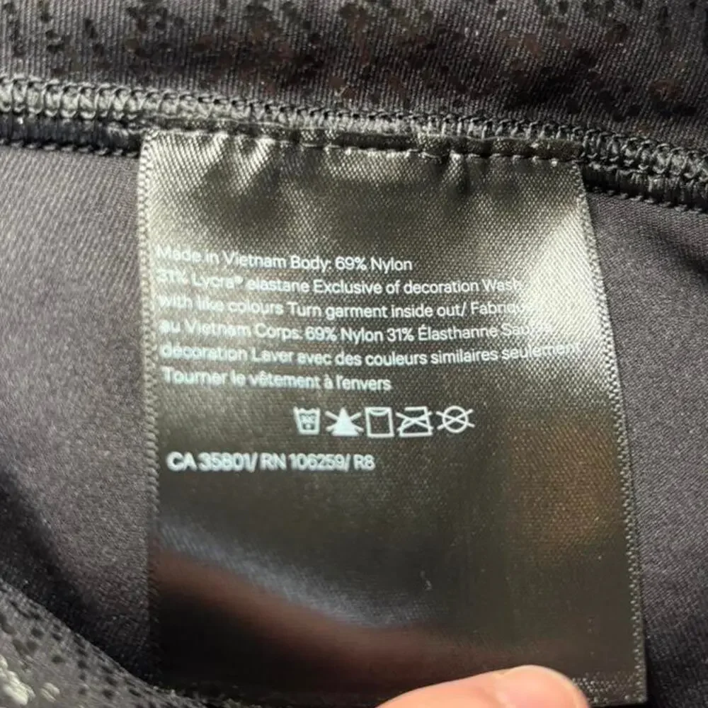 Lululemon Women Size 6 Activewear Leggings Textured Black Silver